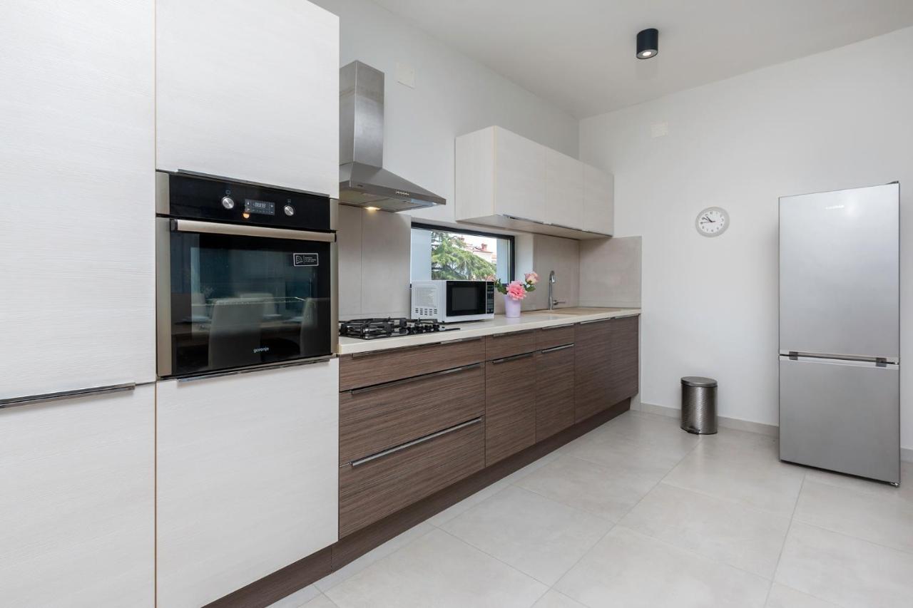 Apartman Olea Pula Exterior photo