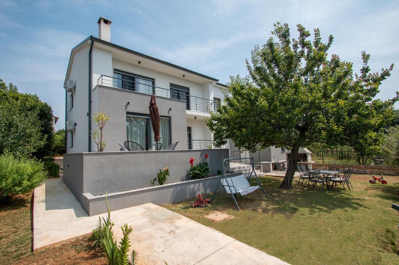 Apartman Olea Pula Exterior photo